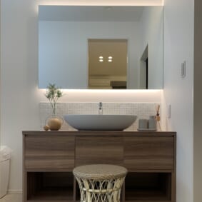 Powder Room Case 101