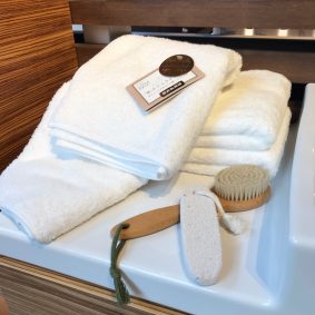 TOWEL