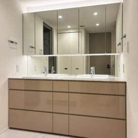 Powder Room Case 156