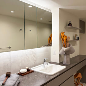 Powder Room Case 160