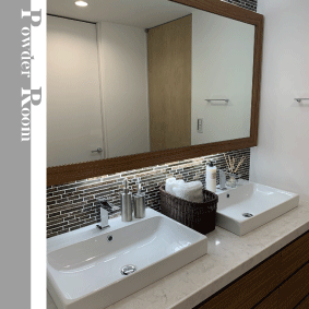 Powder Room Case 70