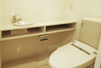 トイレ手洗いキャビネット 間取りと位置と寸法の関係